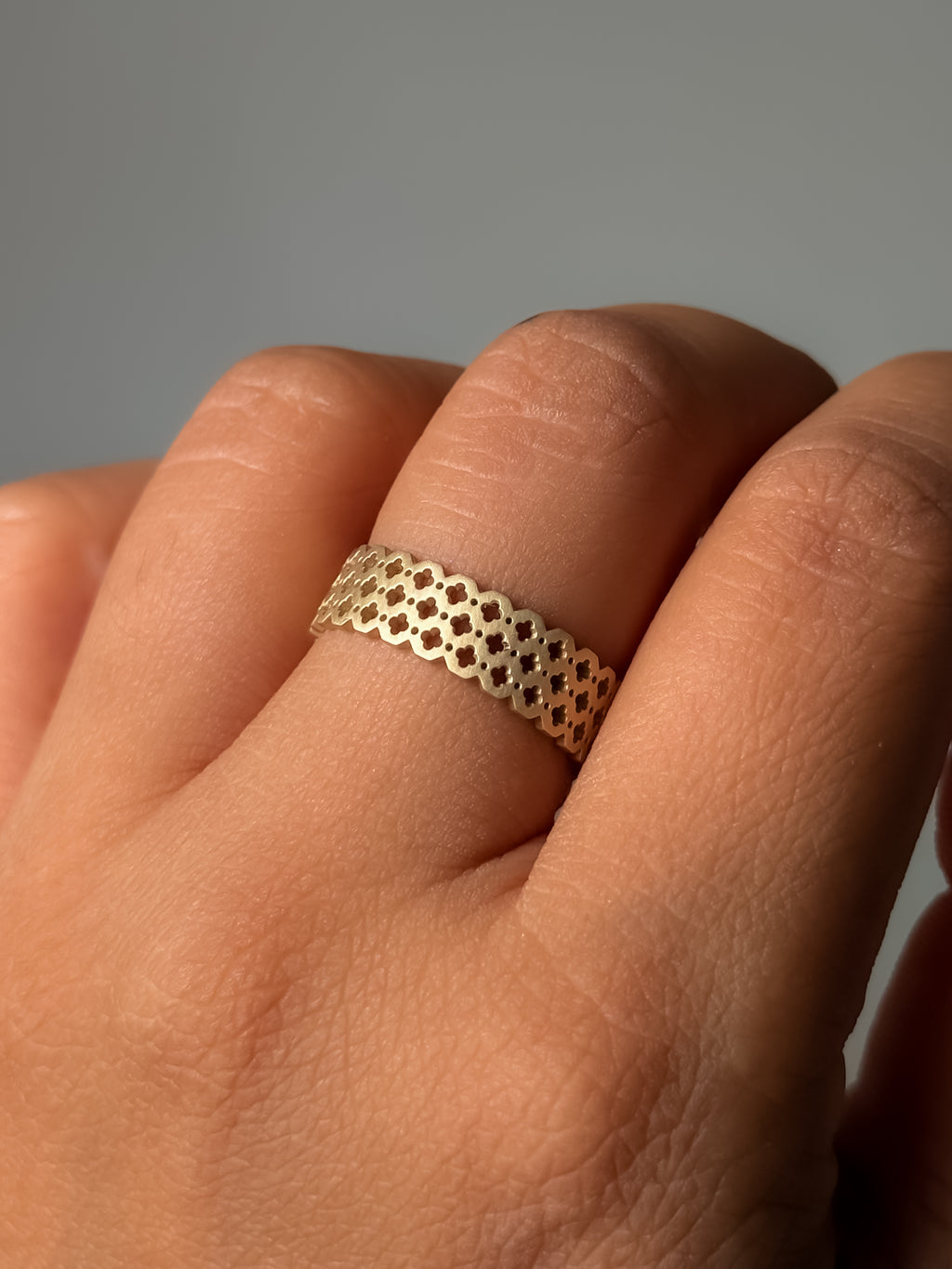 Jaali Band Ring
