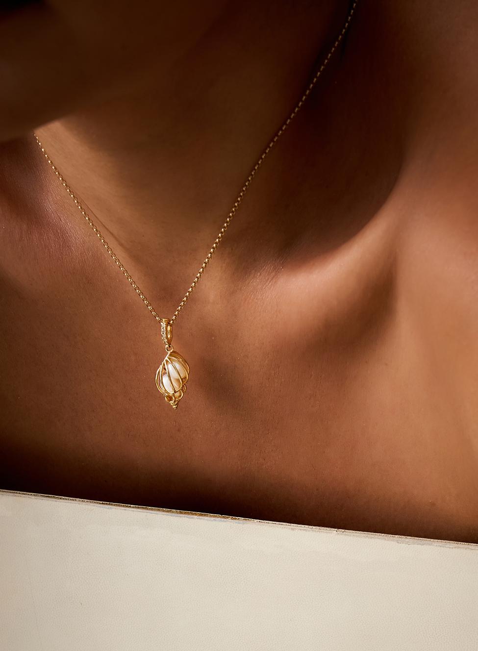 Shankh Charm Pendant